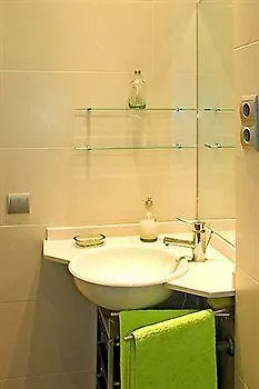Feelathome Vila Apartment Barcelona Spain